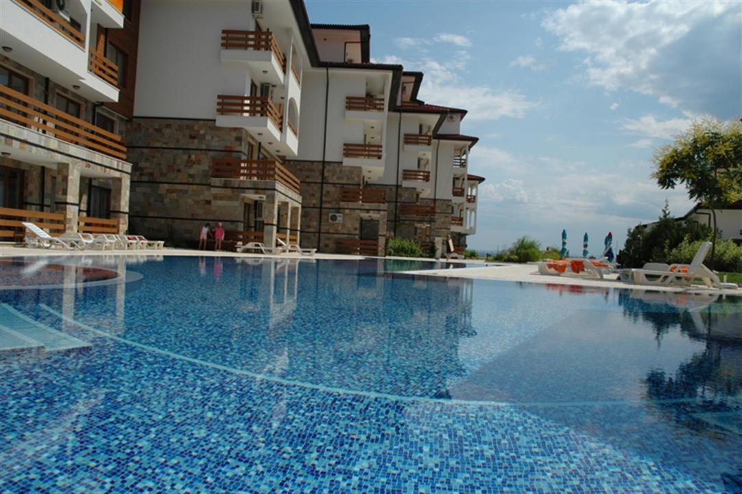 Vm Apartments Robinson Beach เปาโมเรีย ภายนอก รูปภาพ